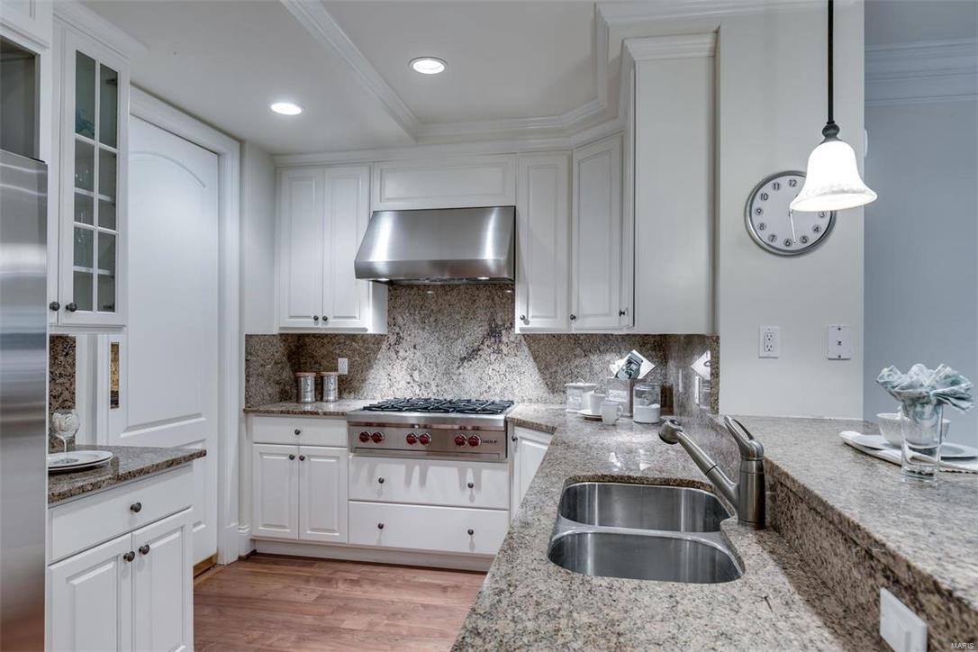 Villas Of Clayton Gardens Condo The - Residential