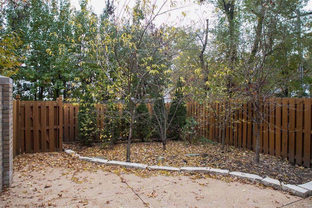 Villas Of Clayton Gardens Condo The - Residential