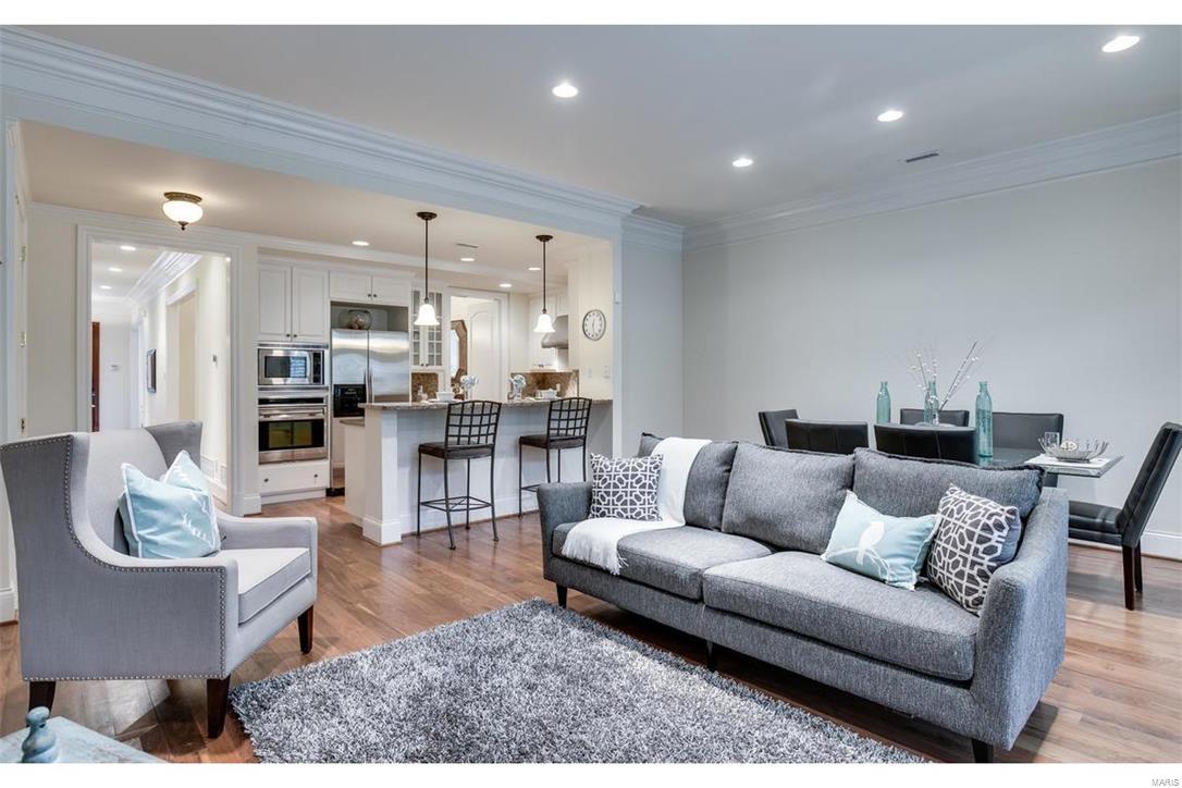 Villas Of Clayton Gardens Condo The - Residential