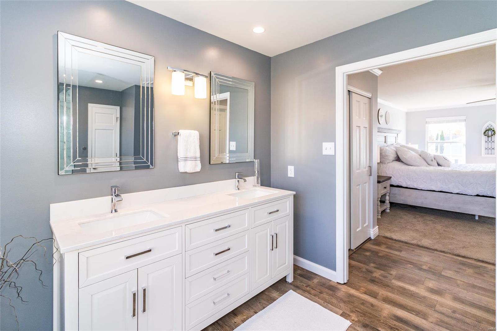 Twin Chimneys Village E Plum Grove - Residential