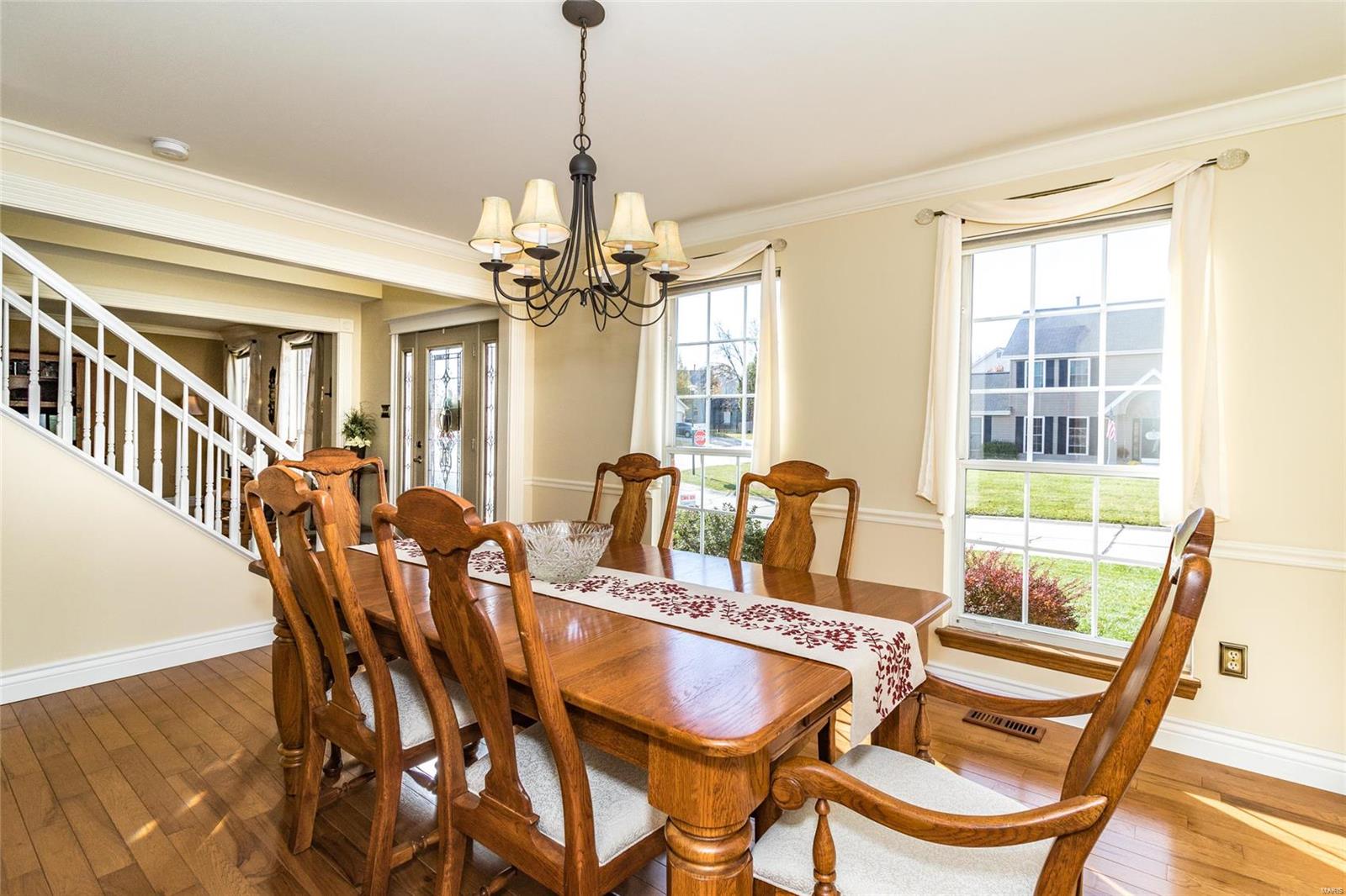 Twin Chimneys Village E Plum Grove - Residential