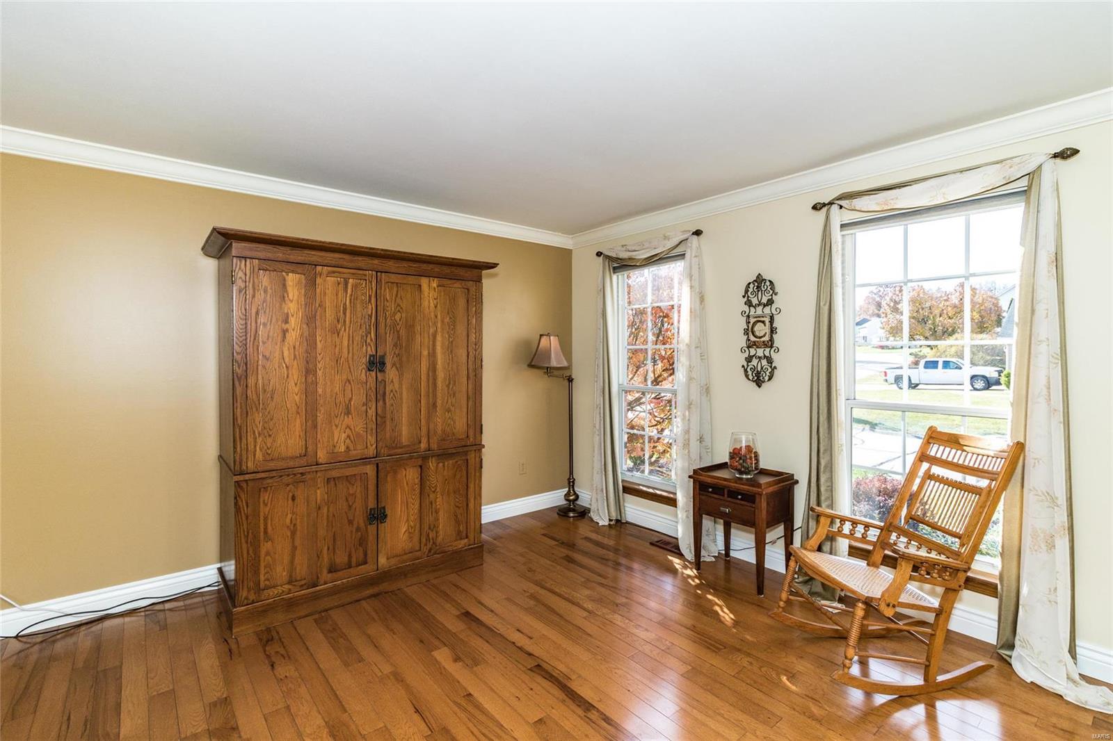 Twin Chimneys Village E Plum Grove - Residential