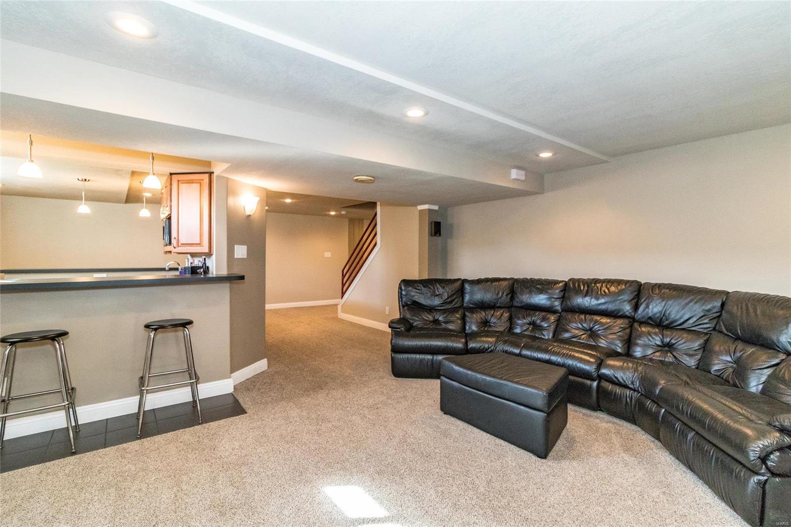 Twin Chimneys Village E Plum Grove - Residential