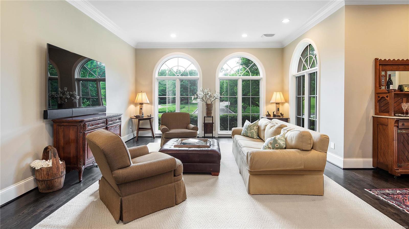 Apple Tree - Residential