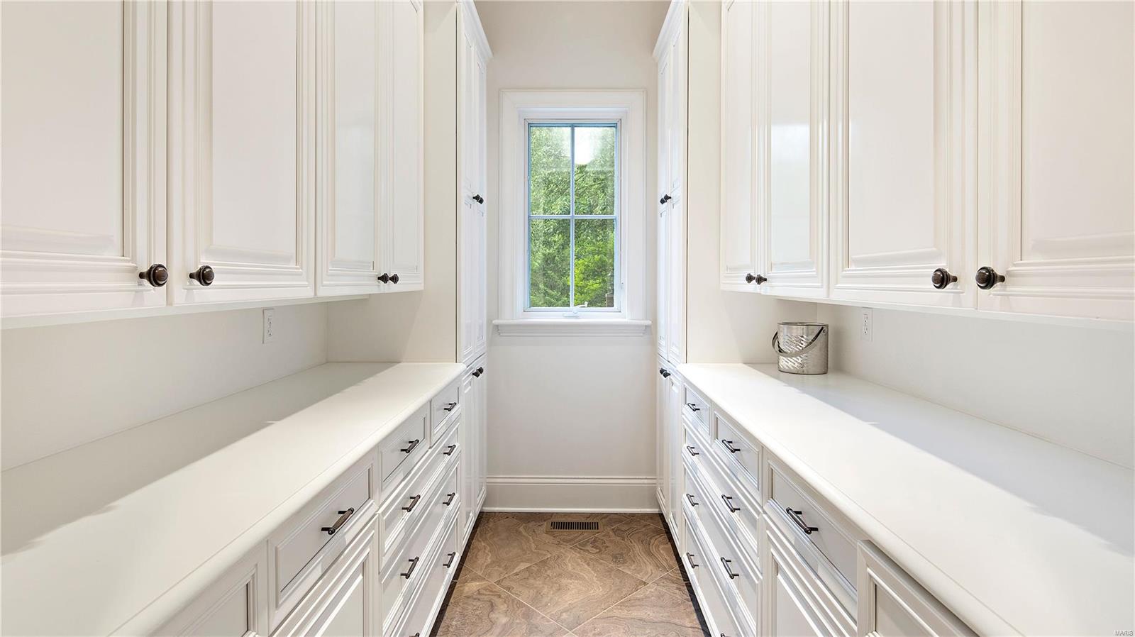 Apple Tree - Residential