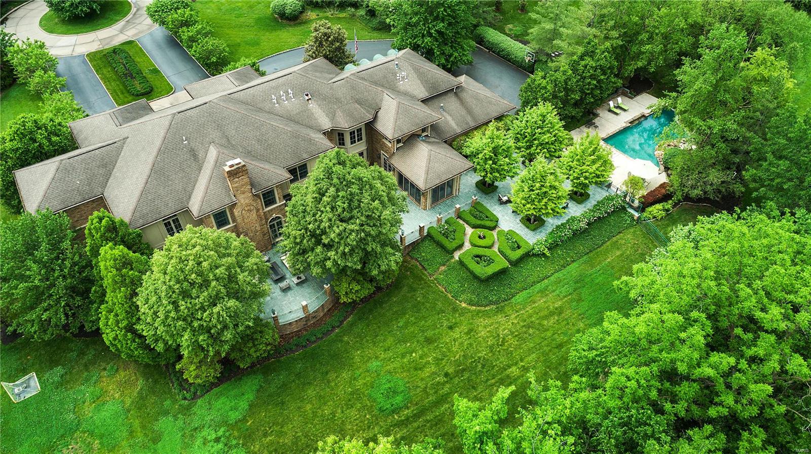 Apple Tree - Residential