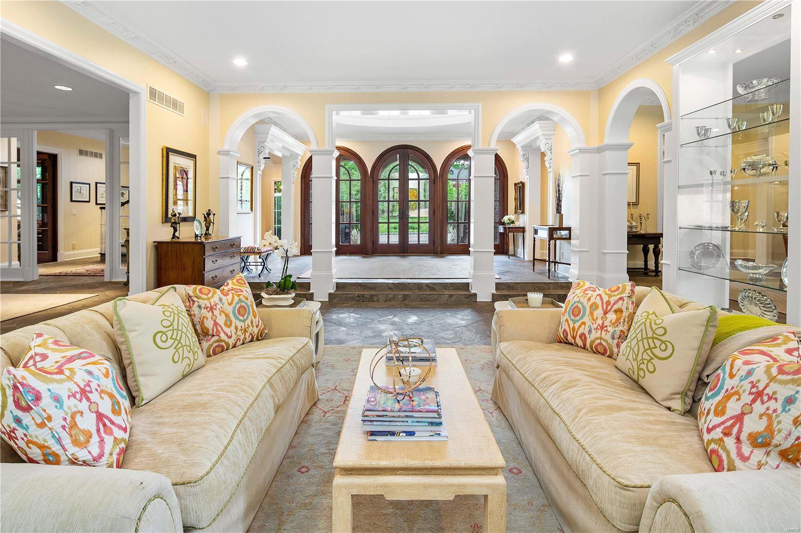 Apple Tree - Residential