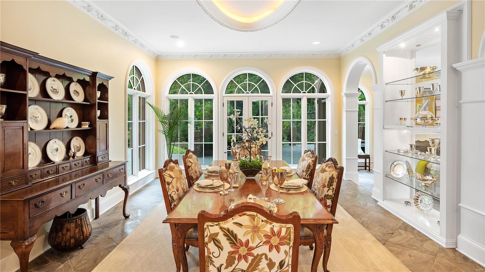 Apple Tree - Residential