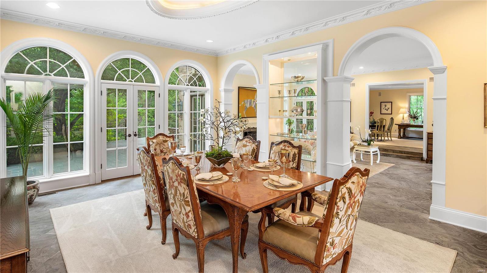 Apple Tree - Residential