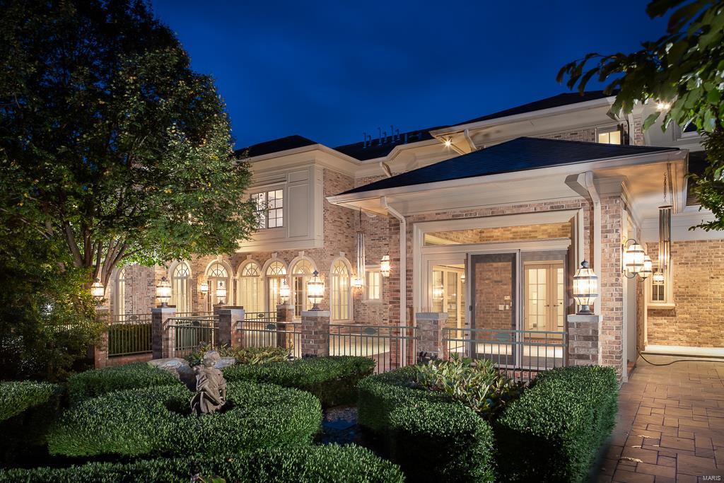 Apple Tree - Residential