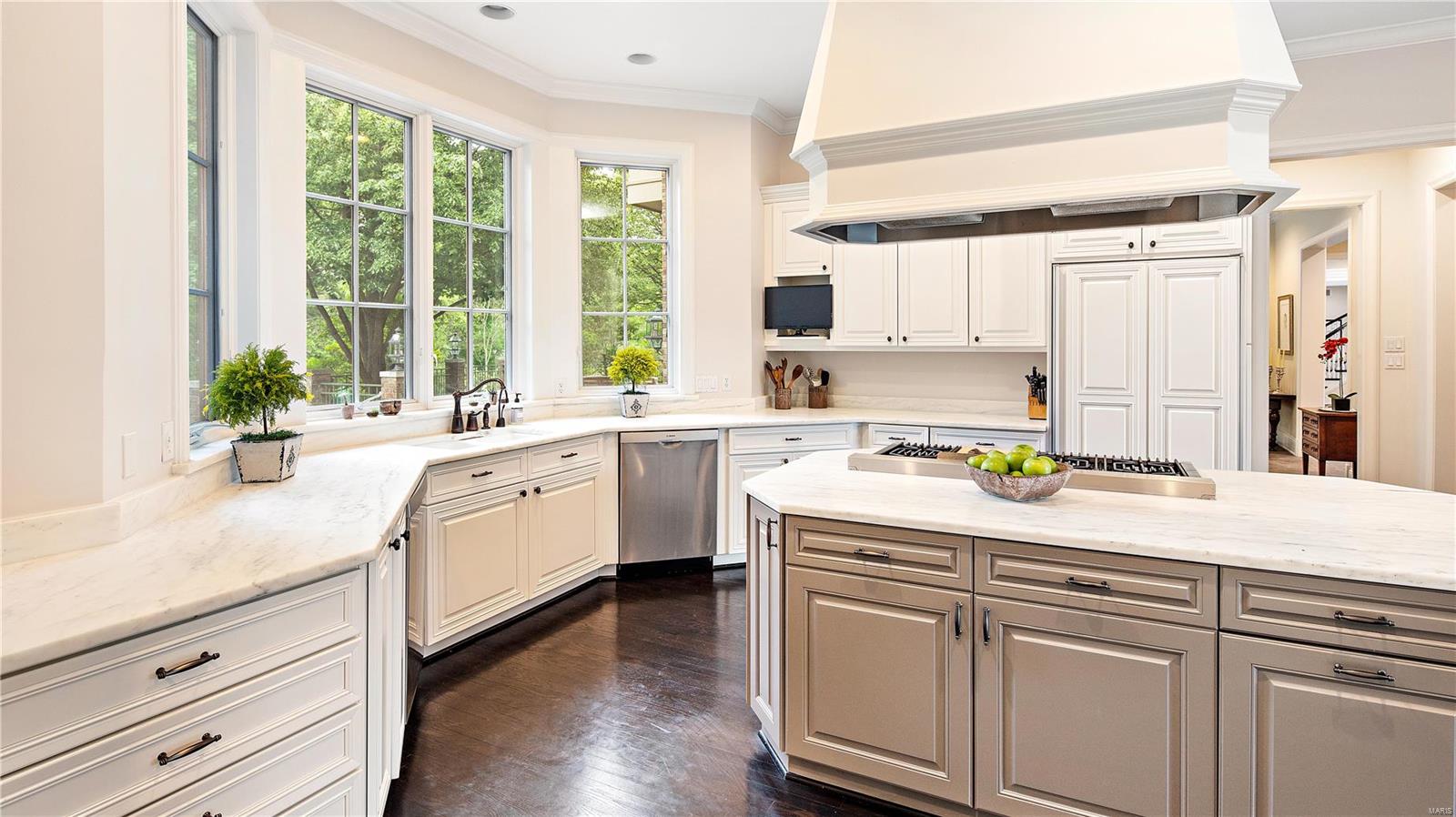 Apple Tree - Residential