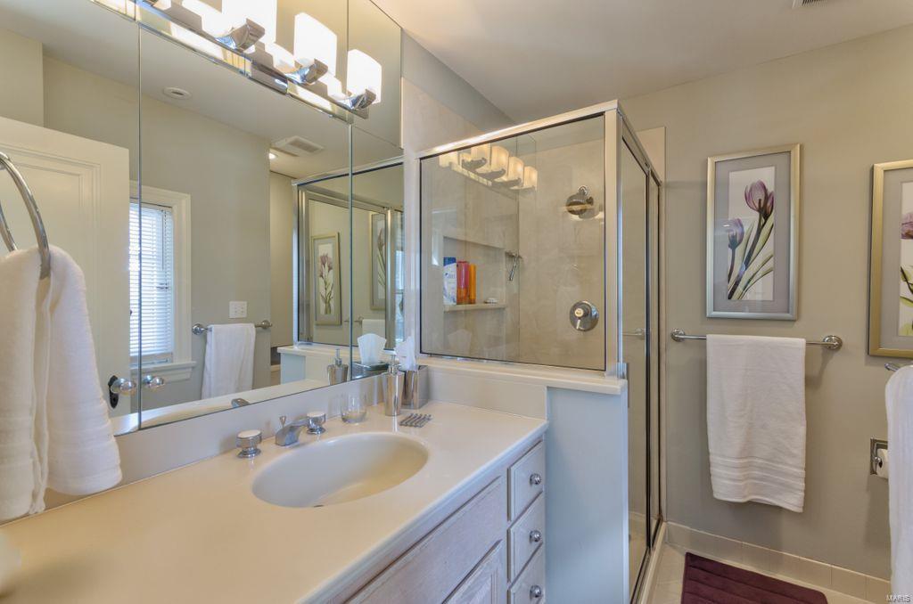 Davis Place - Residential