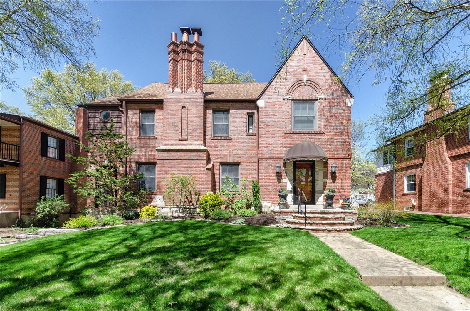 Davis Place - Residential