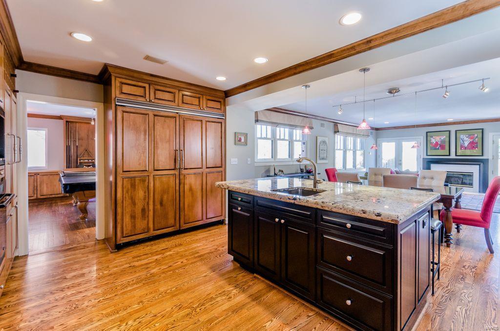 Davis Place - Residential