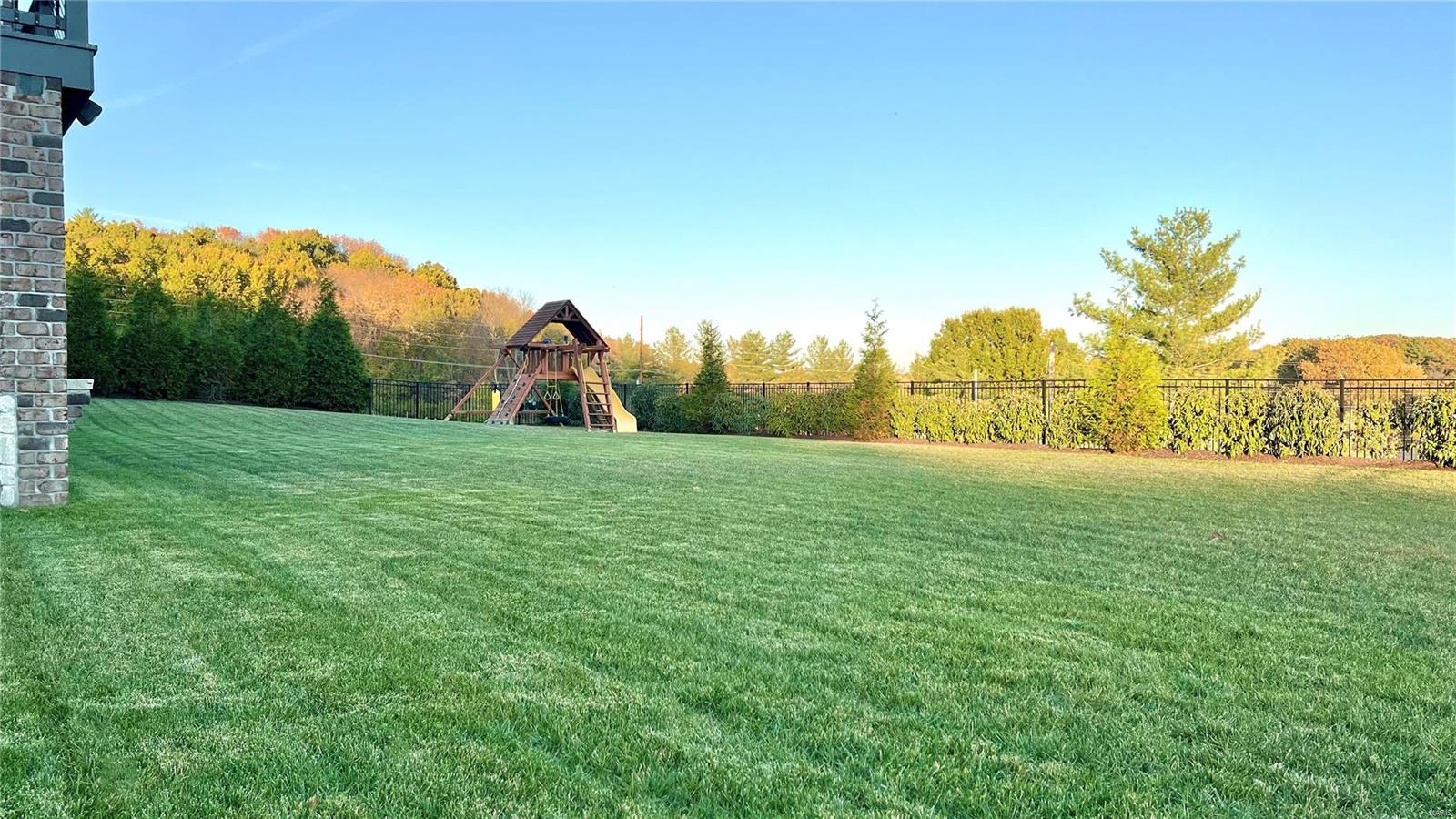 Arbors At Kehrs Mill - Residential