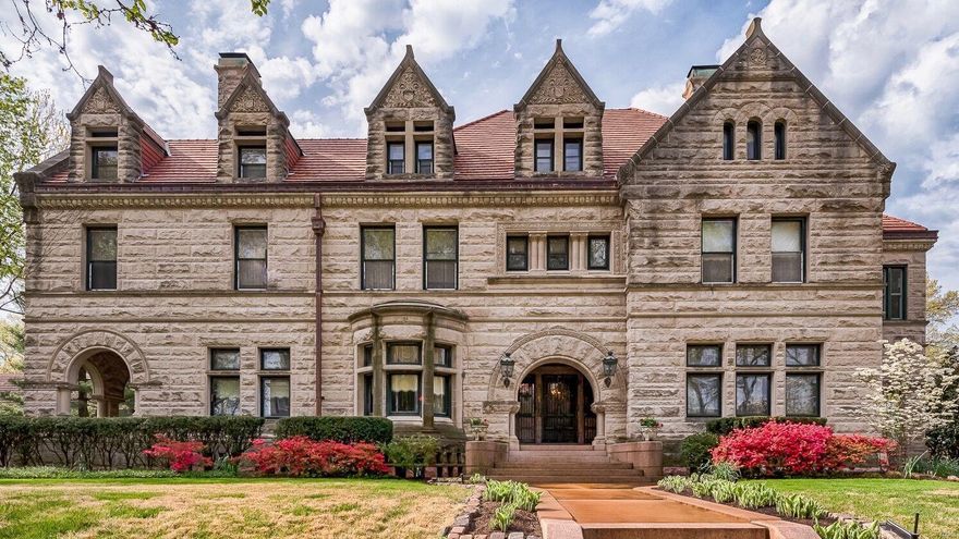 COMPS ONLY Additional Rooms: Sun Room