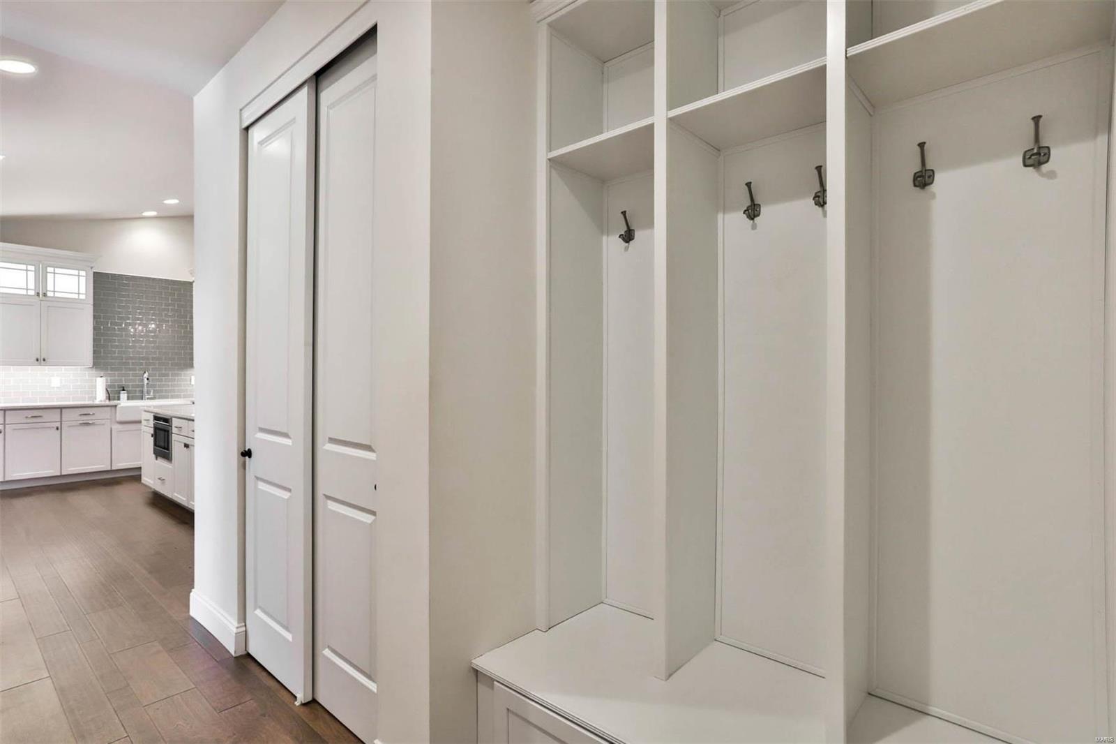 Arbors At Frontenac - Residential