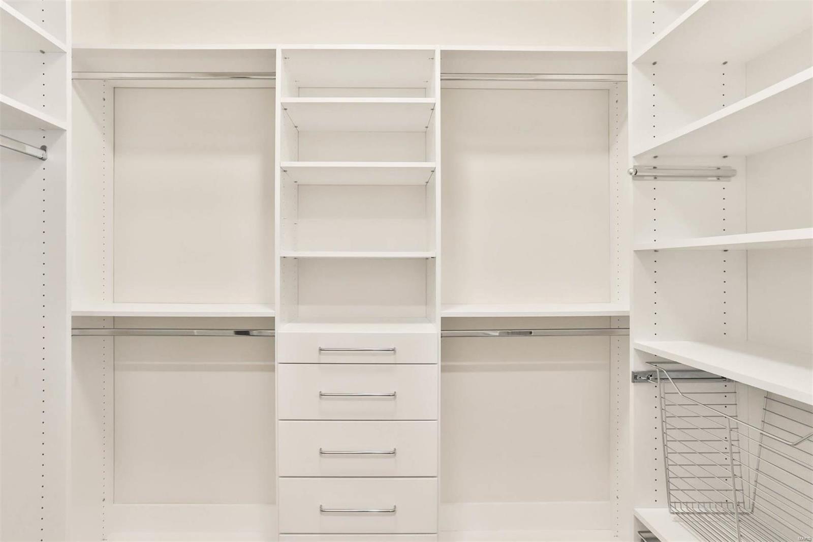 Arbors At Frontenac - Residential