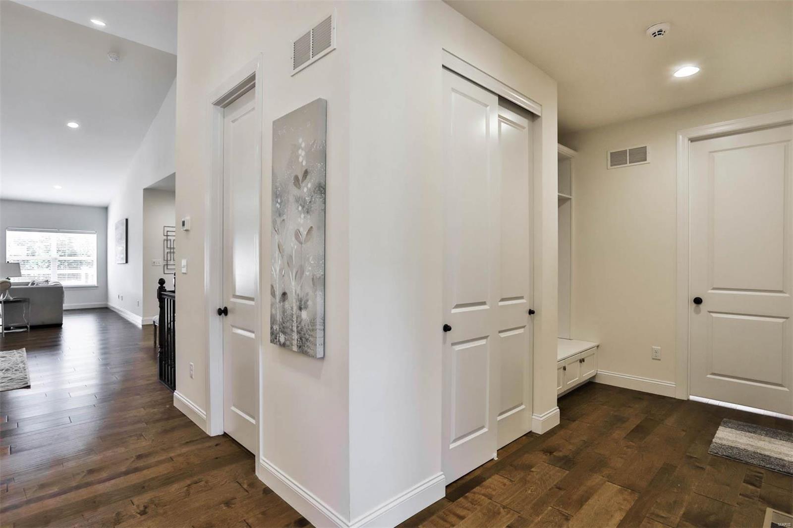 Arbors At Frontenac - Residential