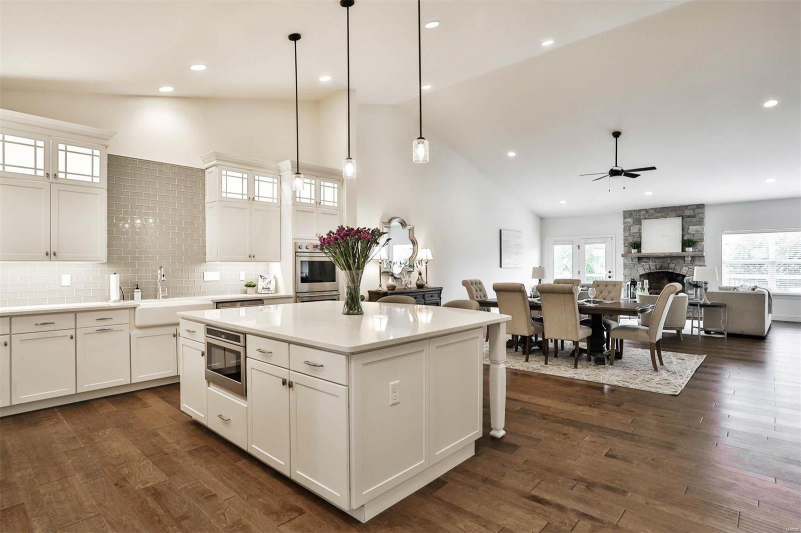 Arbors At Frontenac - Residential