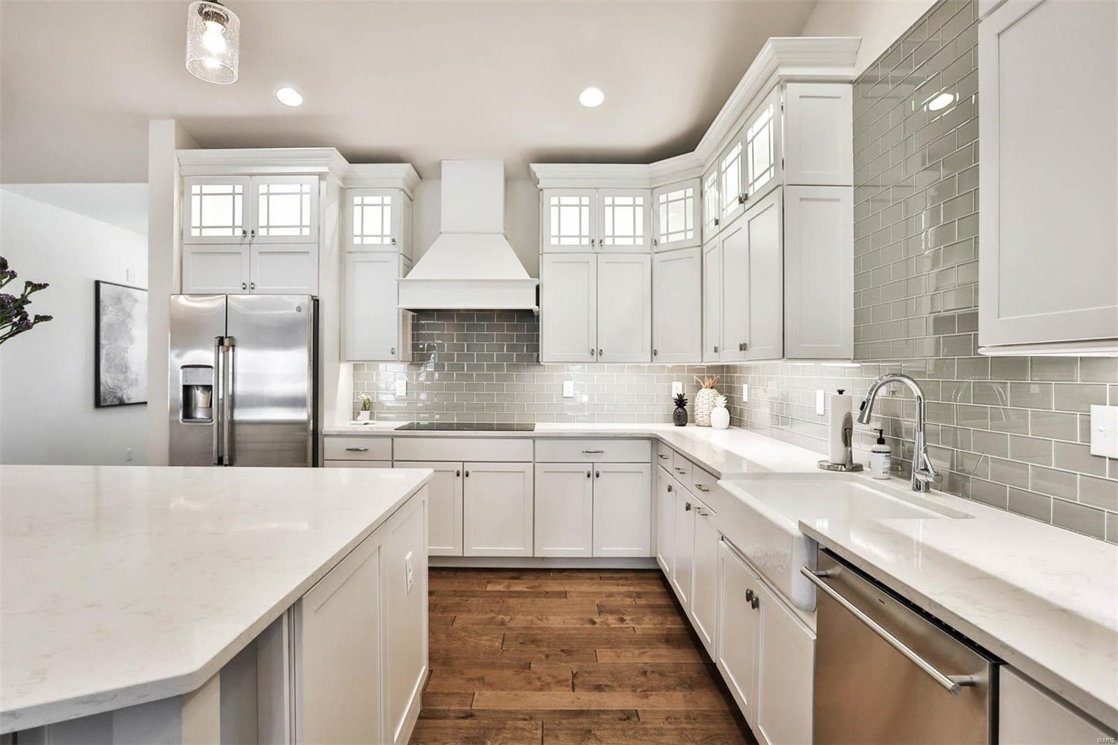 Arbors At Frontenac - Residential