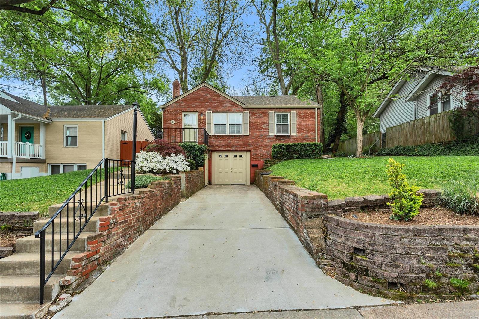 Tuxedo Park - Residential
