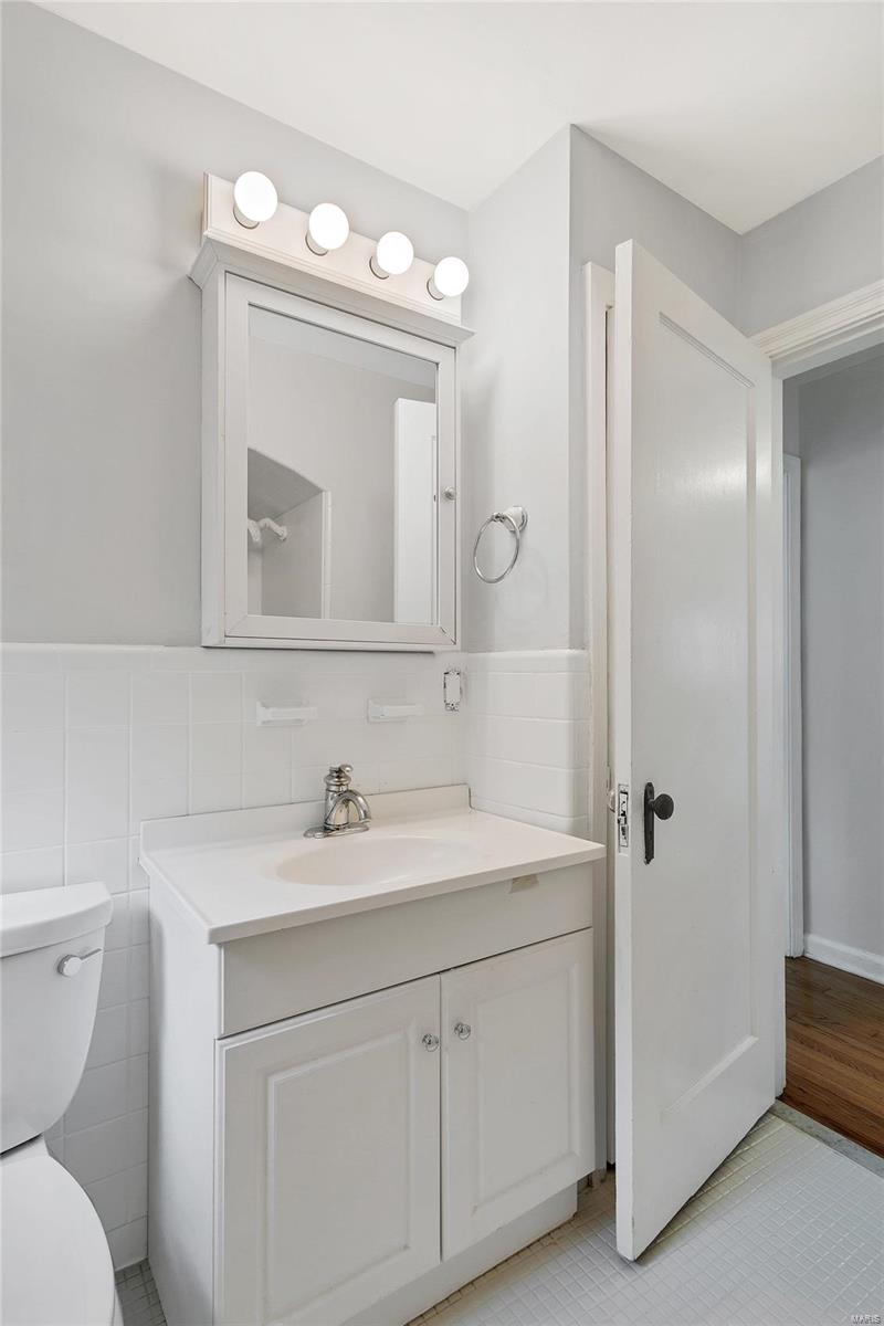 Tuxedo Park - Residential