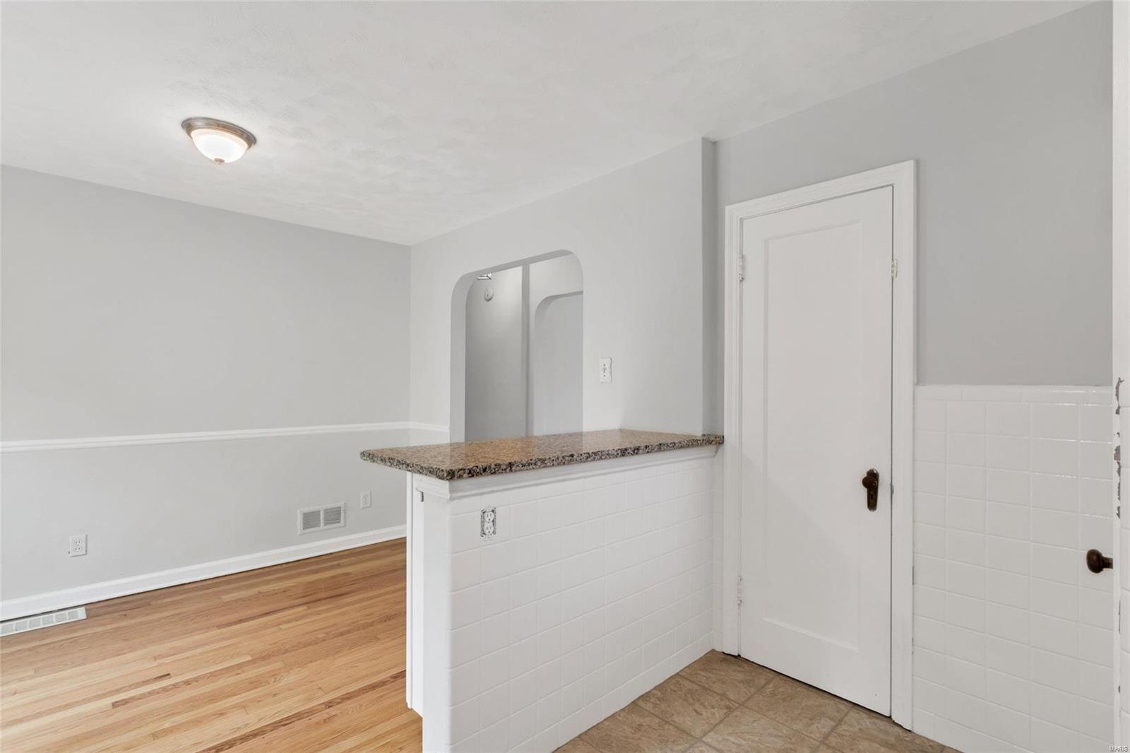 Tuxedo Park - Residential