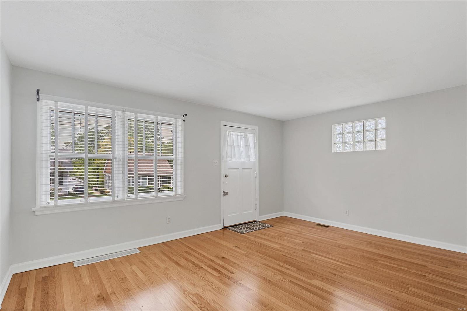 Tuxedo Park - Residential