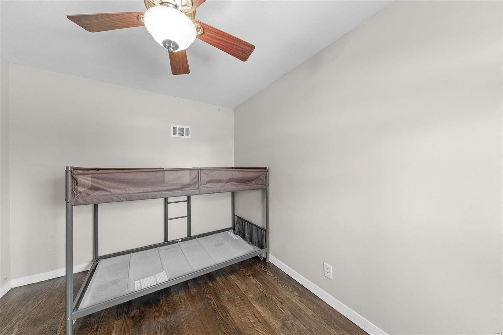 St Louis, Missouri 63134, United States, 3 Bedrooms Bedrooms, ,1 BathroomBathrooms,Residential,Pending,90531