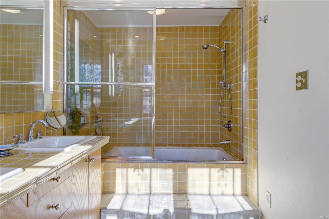 Hillcrest - Residential