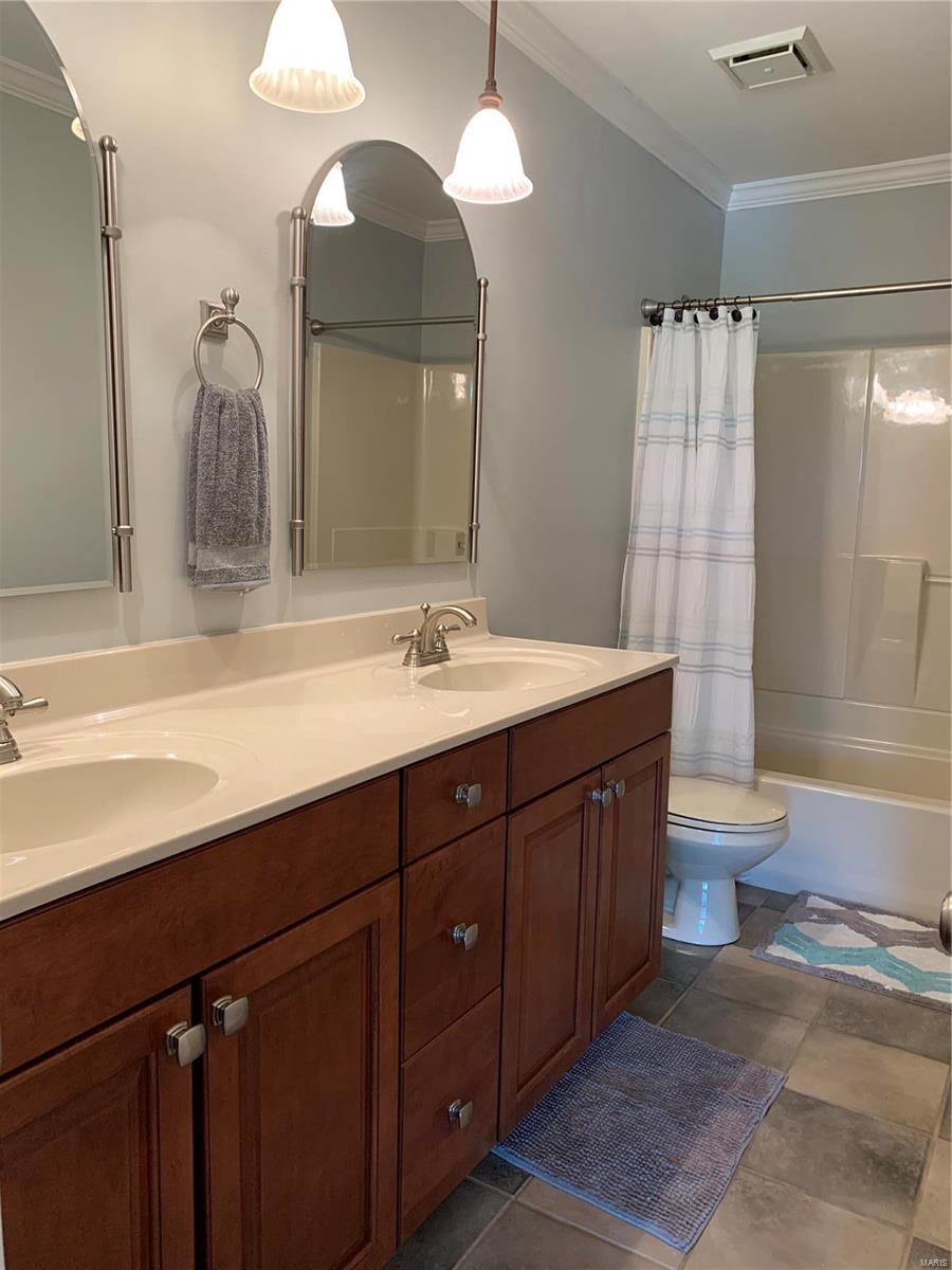 Claymont Manor - Residential