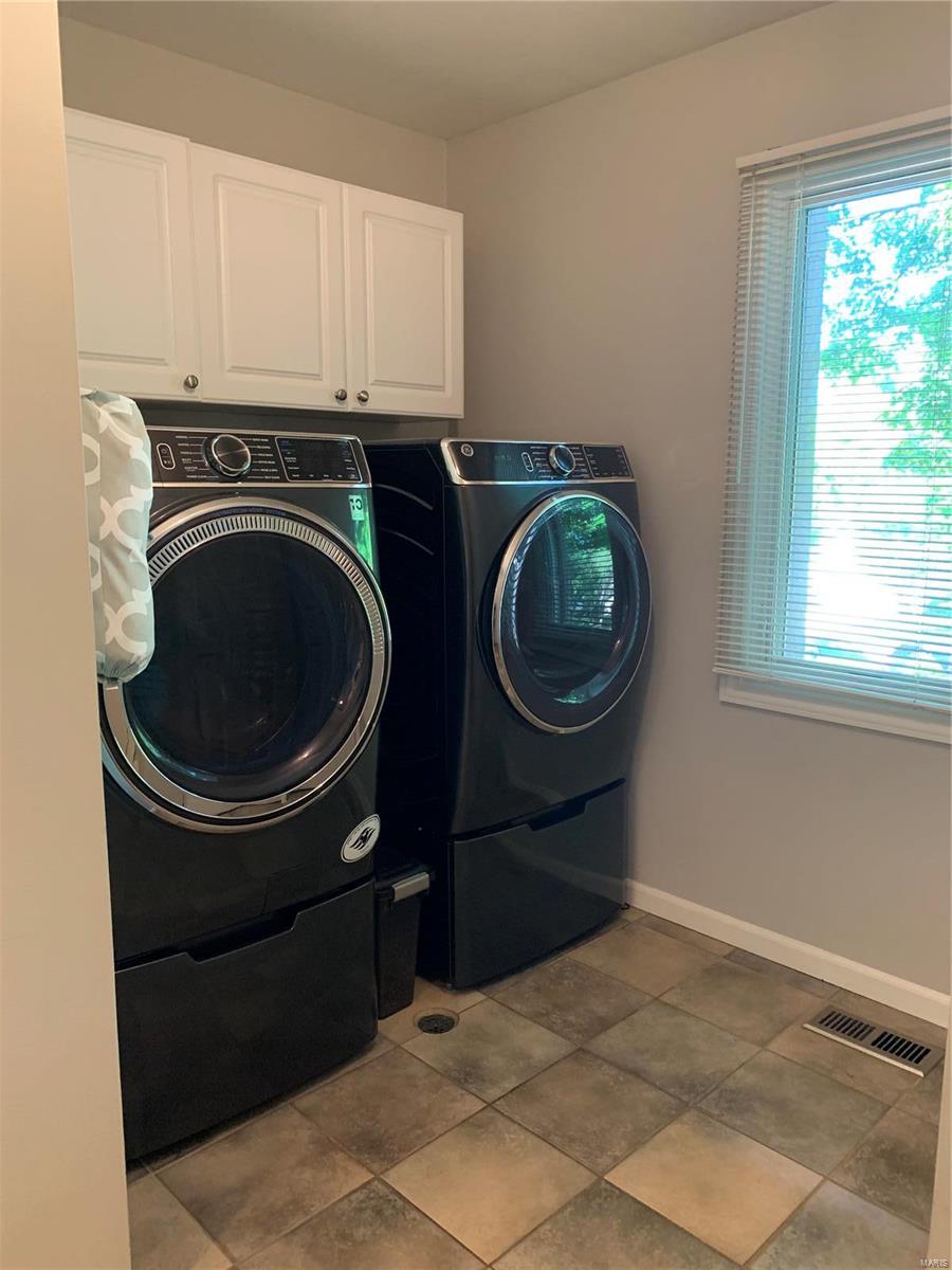 Claymont Manor - Residential