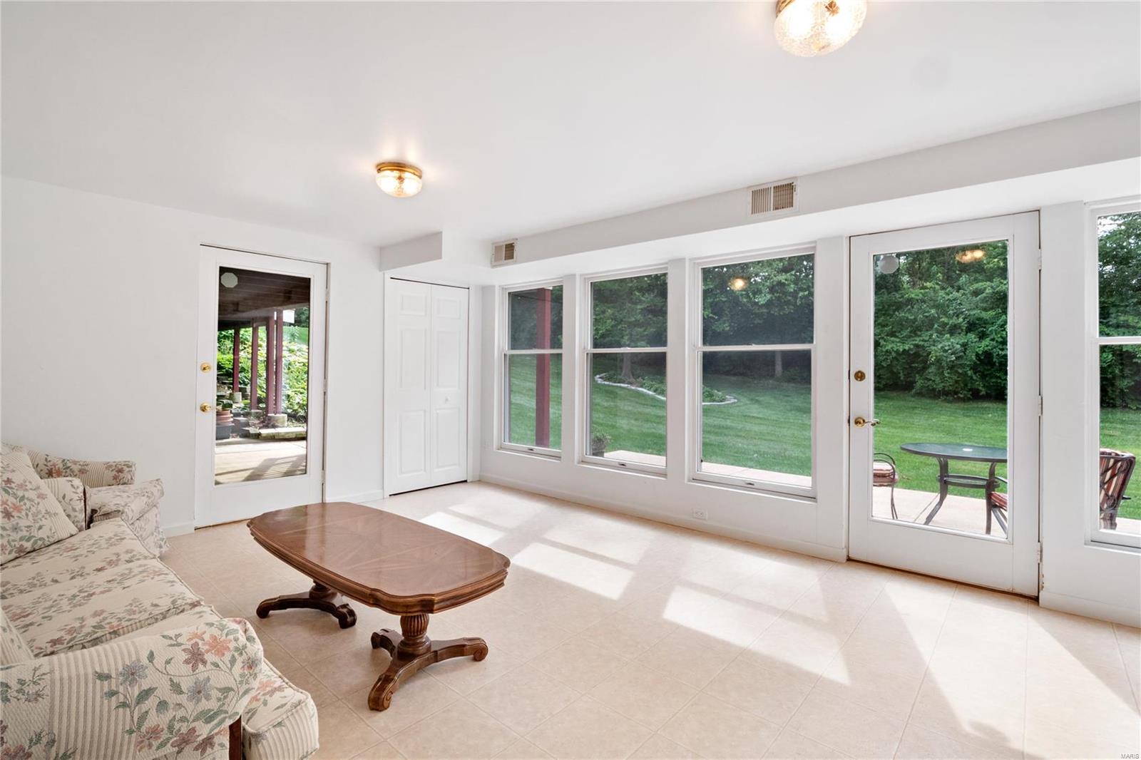 Arlington Oaks - Residential