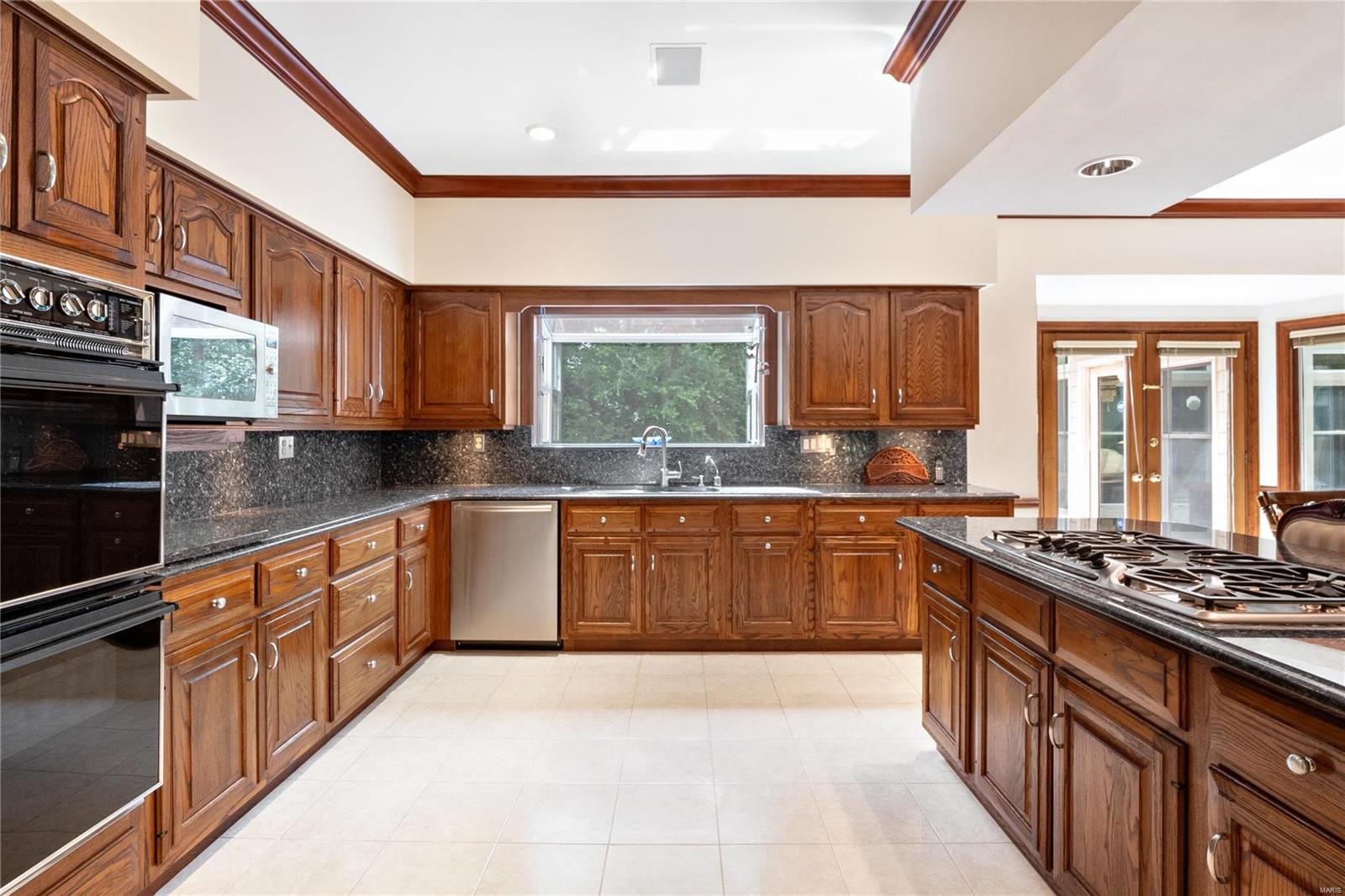 Arlington Oaks - Residential