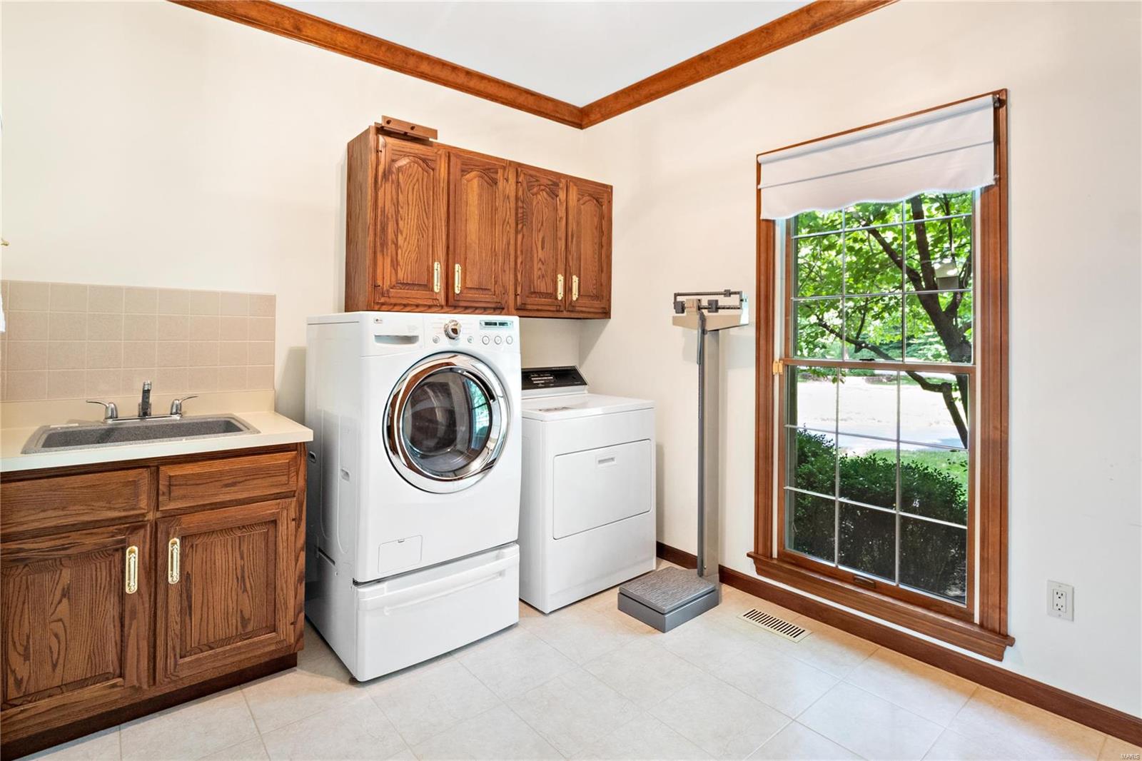 Arlington Oaks - Residential