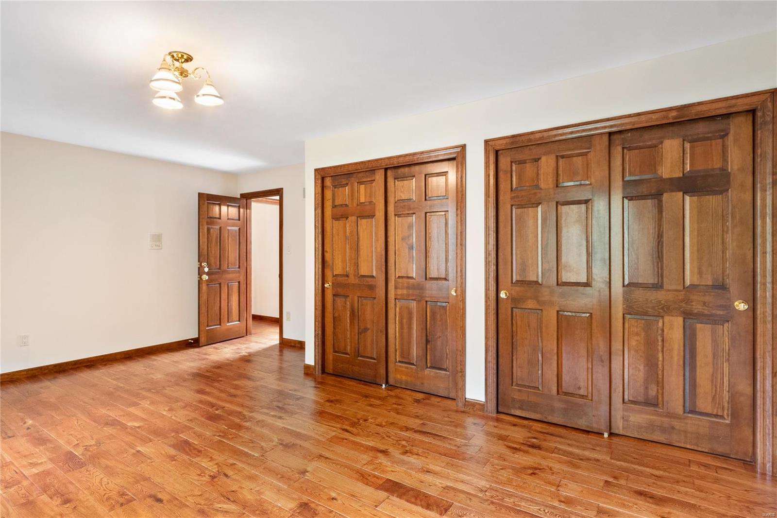 Arlington Oaks - Residential