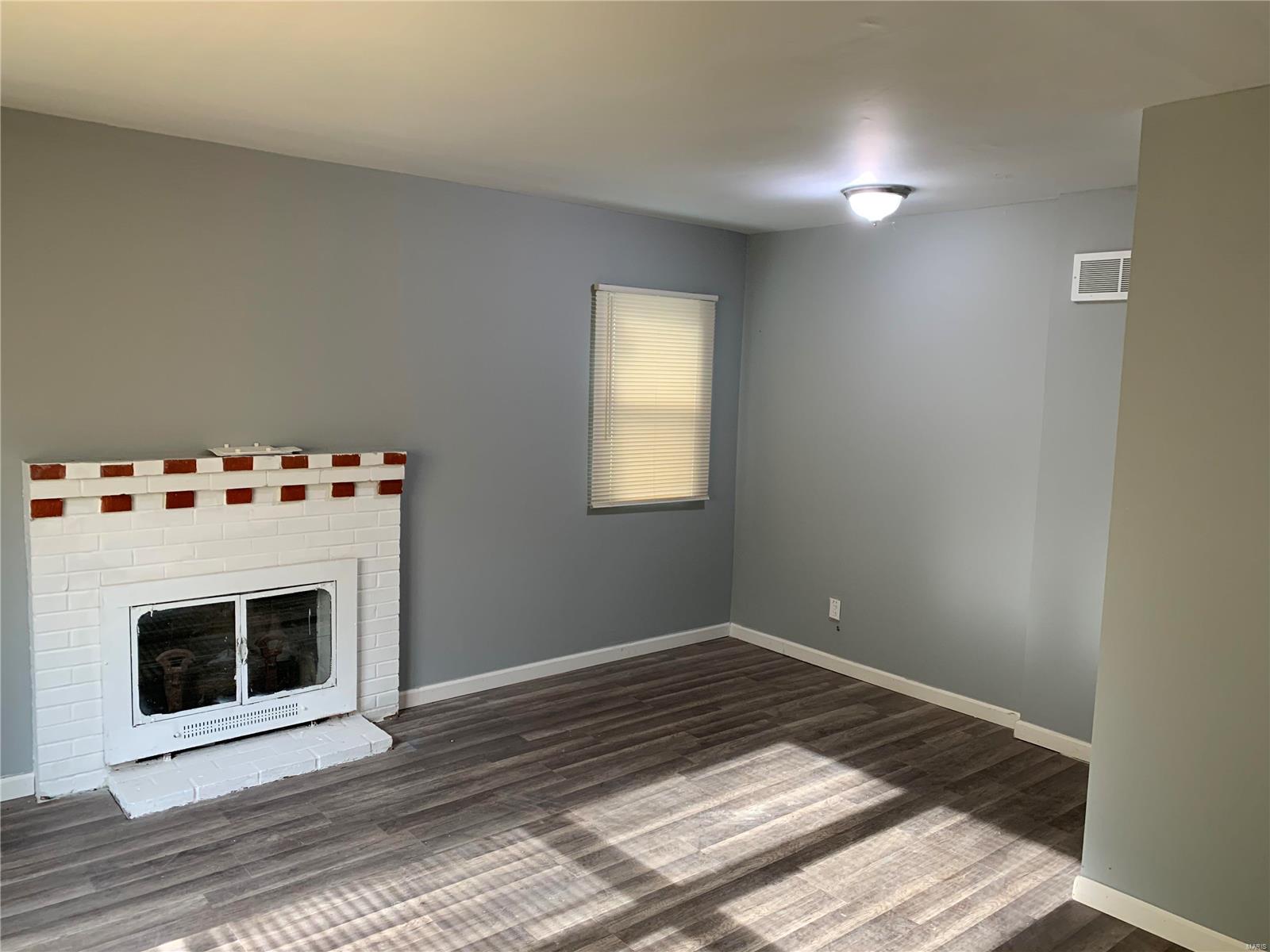 Lawrence Park - Residential Lease