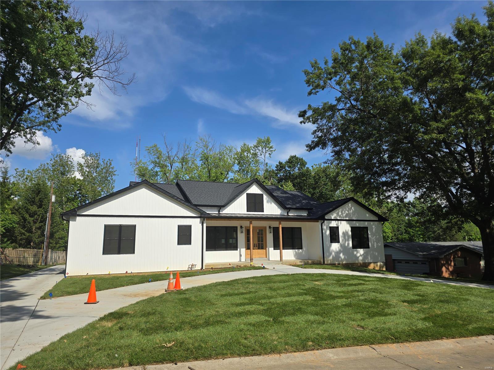 Oakwood Manor - Residential