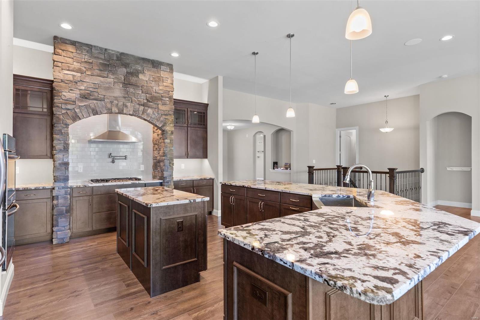 408 Hamlet Court