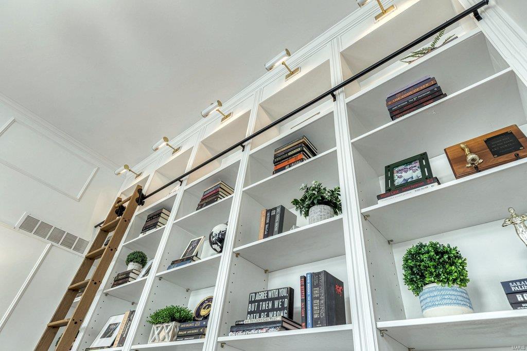 Camelot - Residential