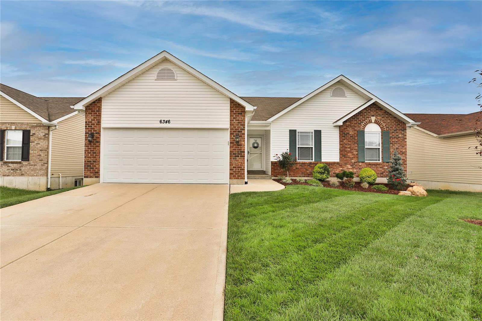 Twin Pines - Residential