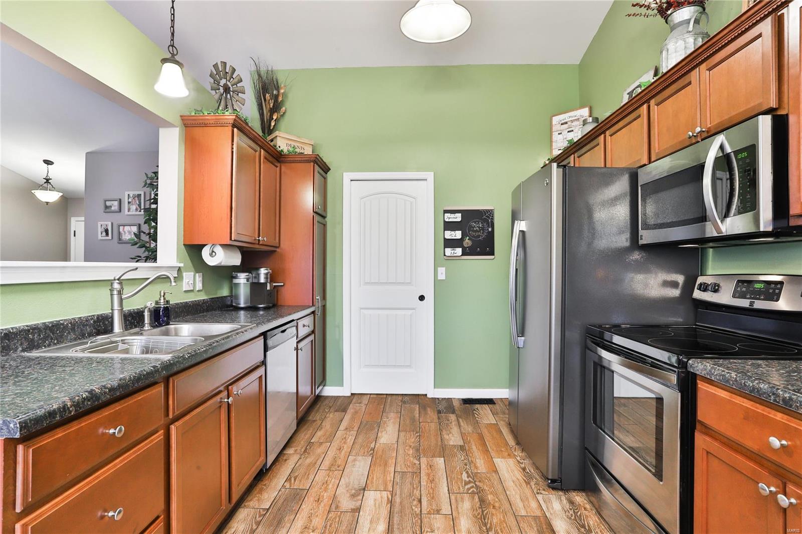 Twin Pines - Residential