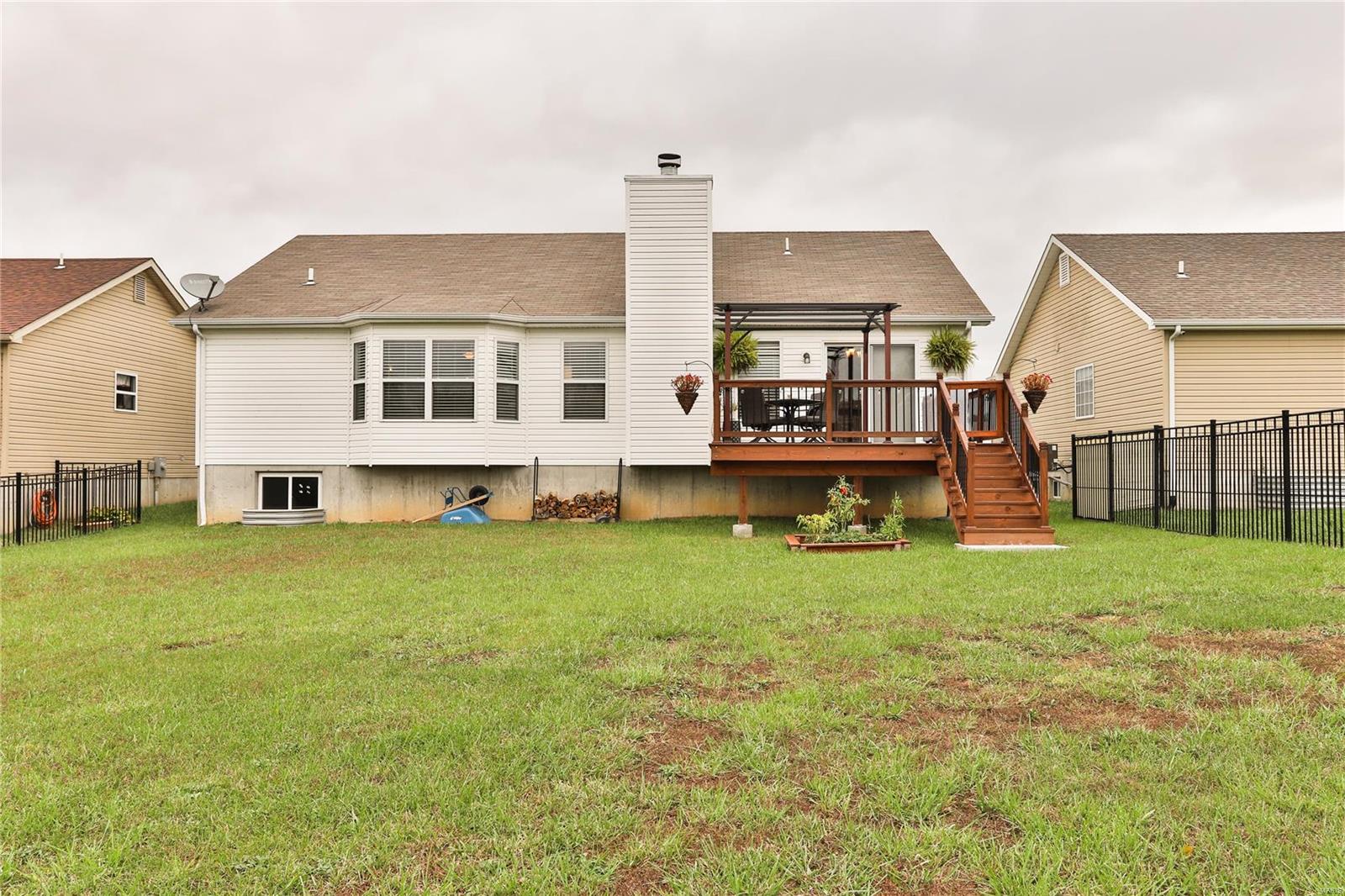 Twin Pines - Residential