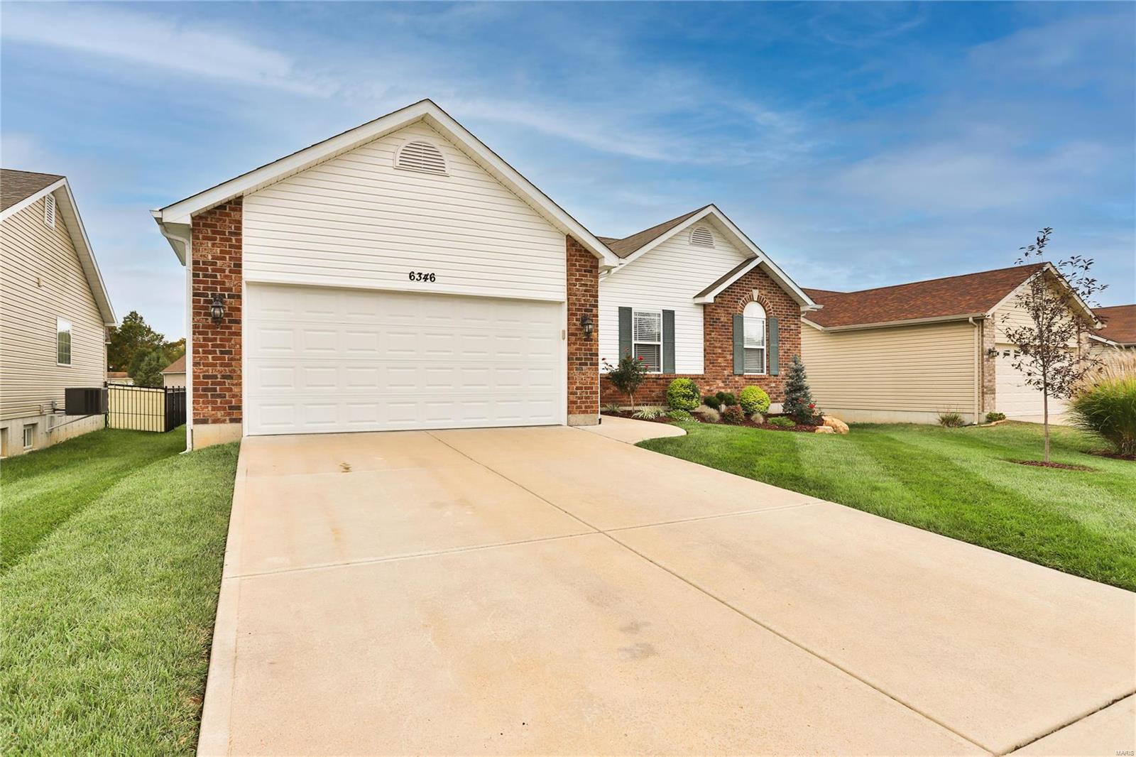 Twin Pines - Residential