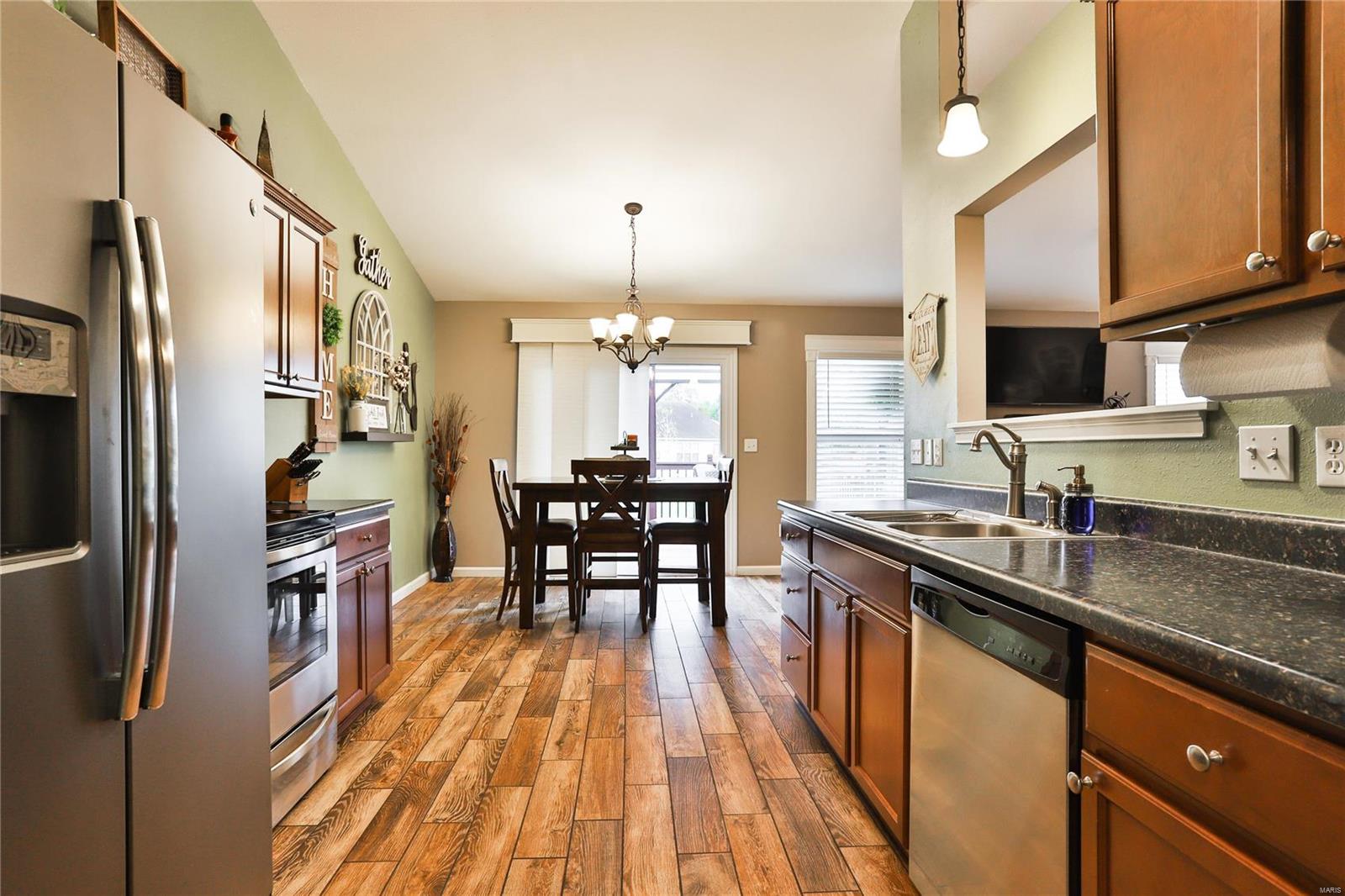 Twin Pines - Residential