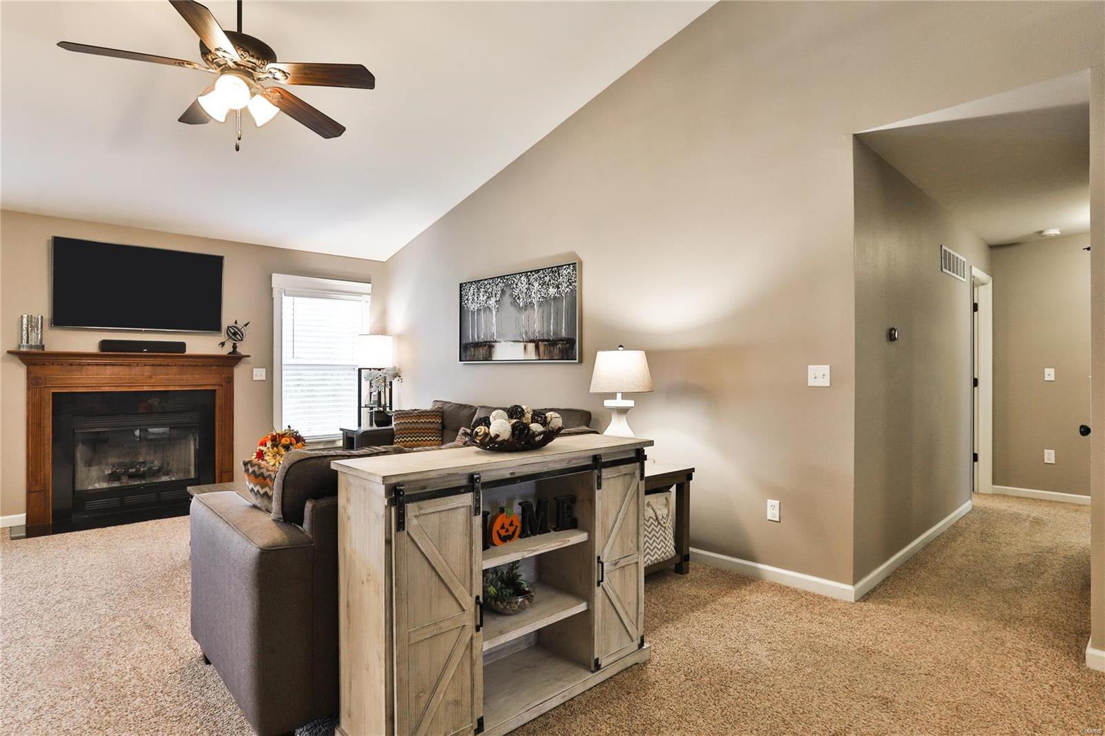 Twin Pines - Residential