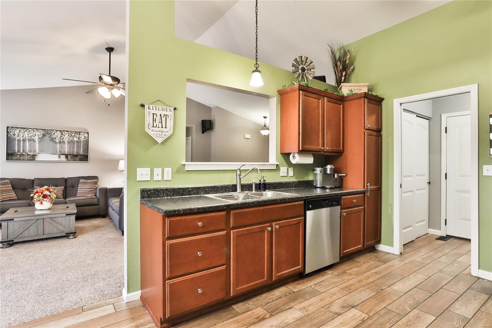 Twin Pines - Residential