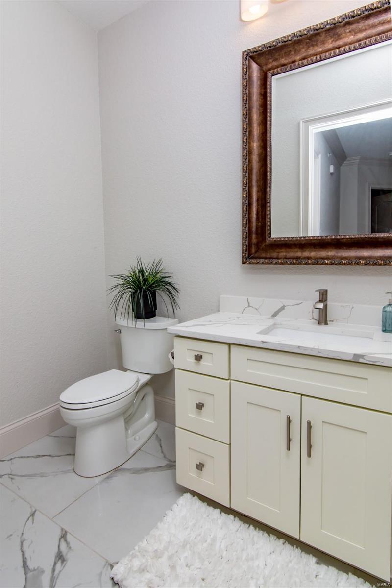 THE HAMPTONS - Residential