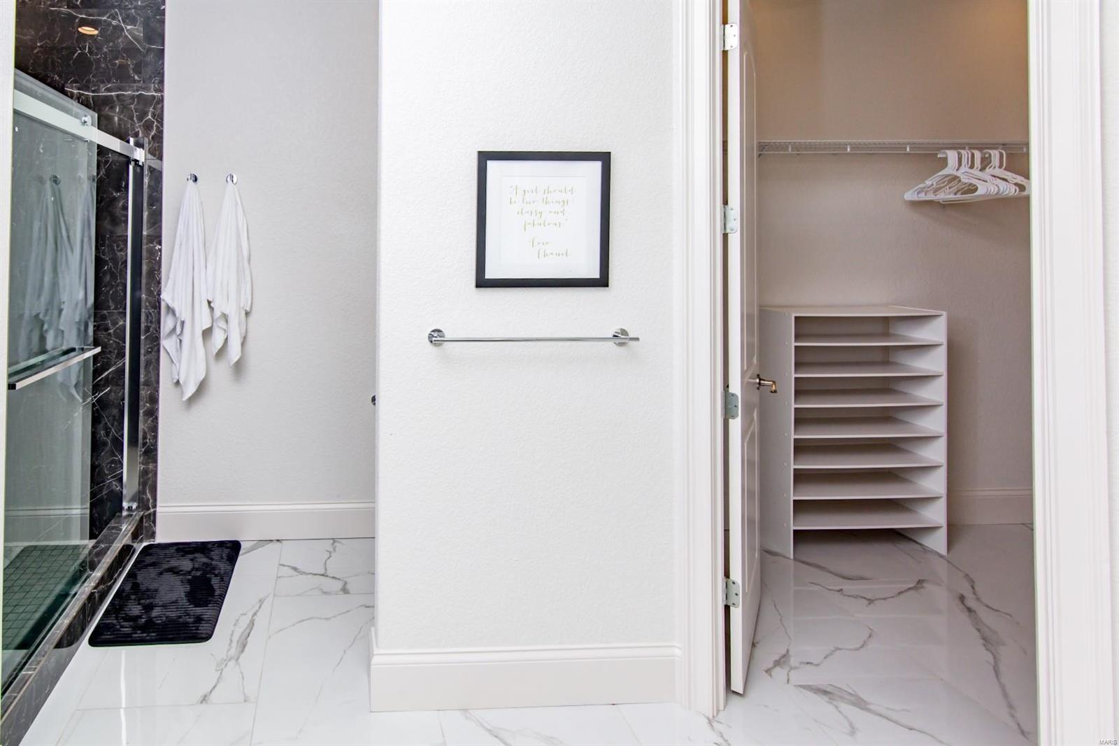 THE HAMPTONS - Residential